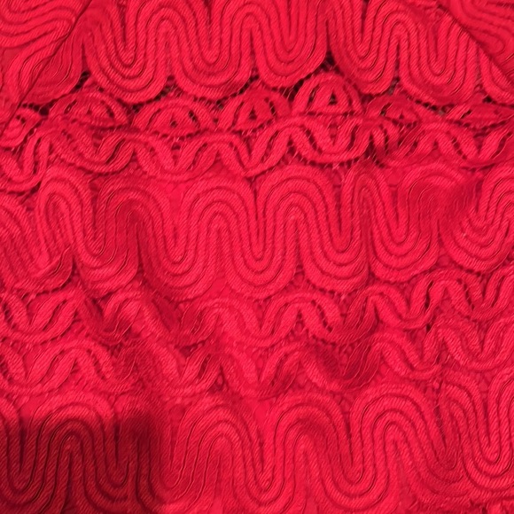 Trina Turk Mai-Tai Ruffle-Sleeve Lace Sheath Dress, Cranberry - Size 4 - Picture 4 of 6